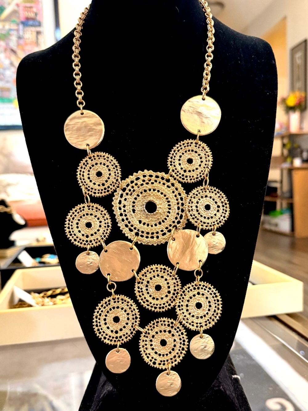 CHICOS NWT Chic Gold Circle Necklace stunning cascading medallions BOHO VIBE